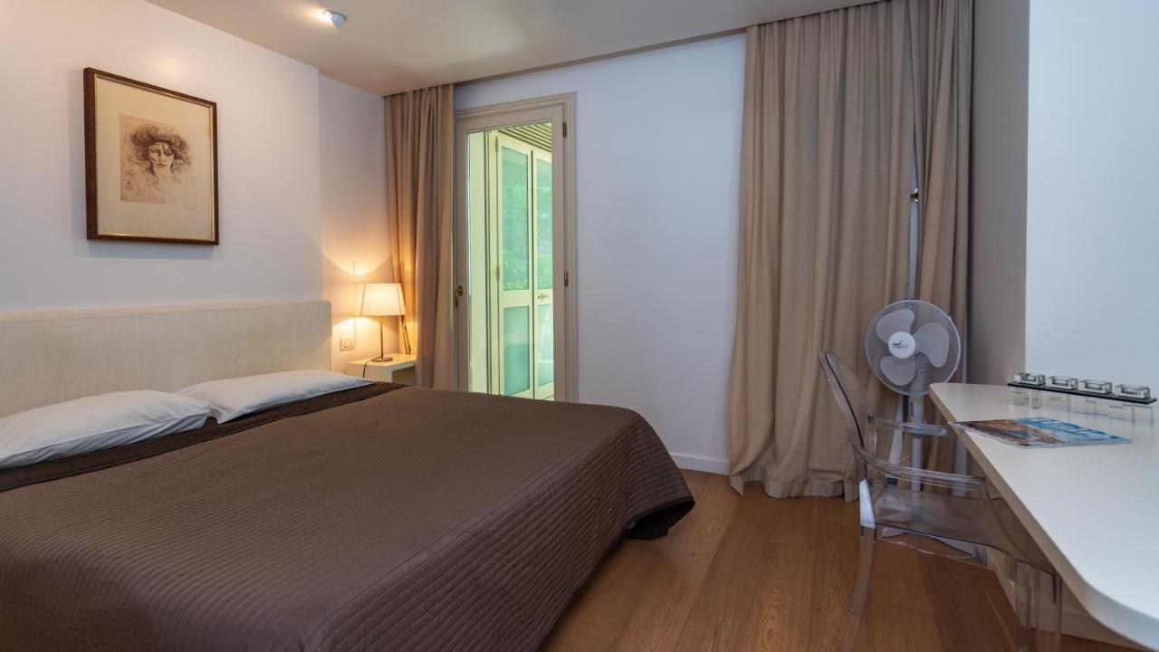 Beautiful Apartment In The Centre Of ตาออร์มินา ภายนอก รูปภาพ