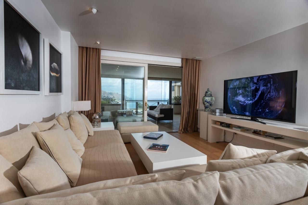 Beautiful Apartment In The Centre Of ตาออร์มินา ภายนอก รูปภาพ